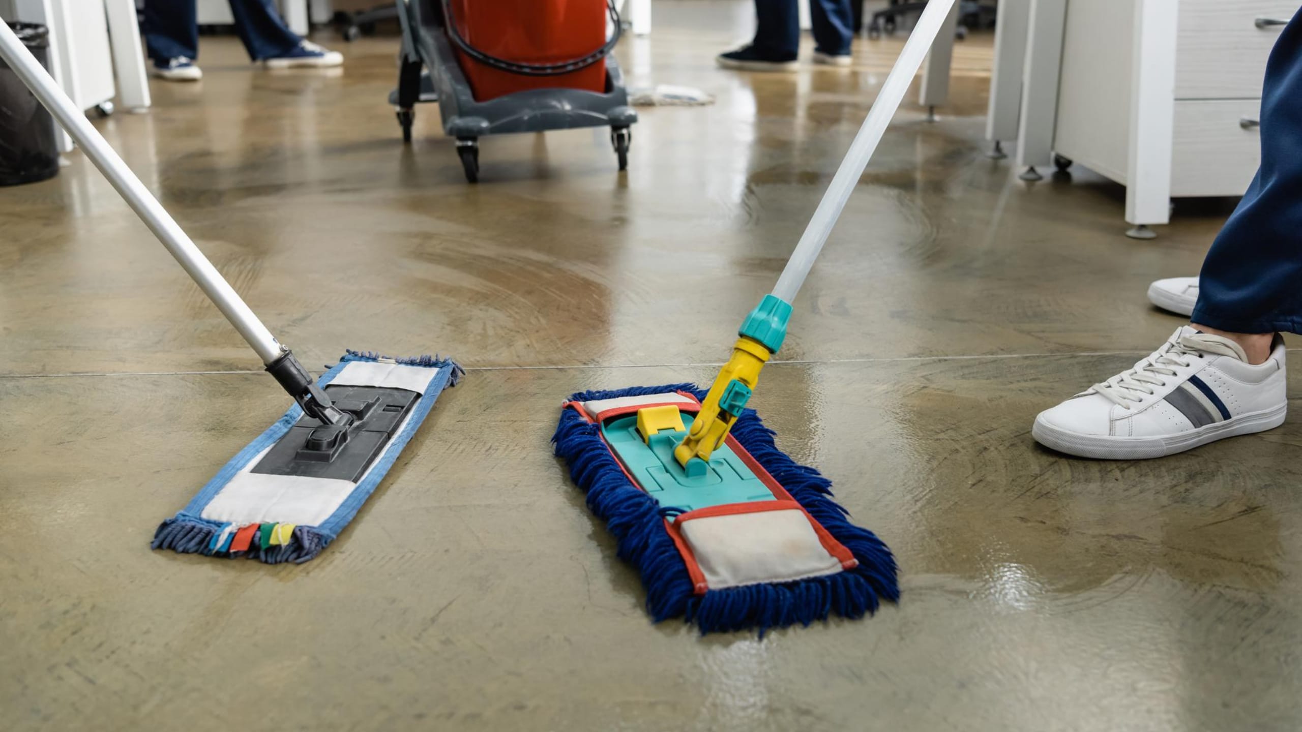 What to Look for When Hiring Commercial Cleaners 