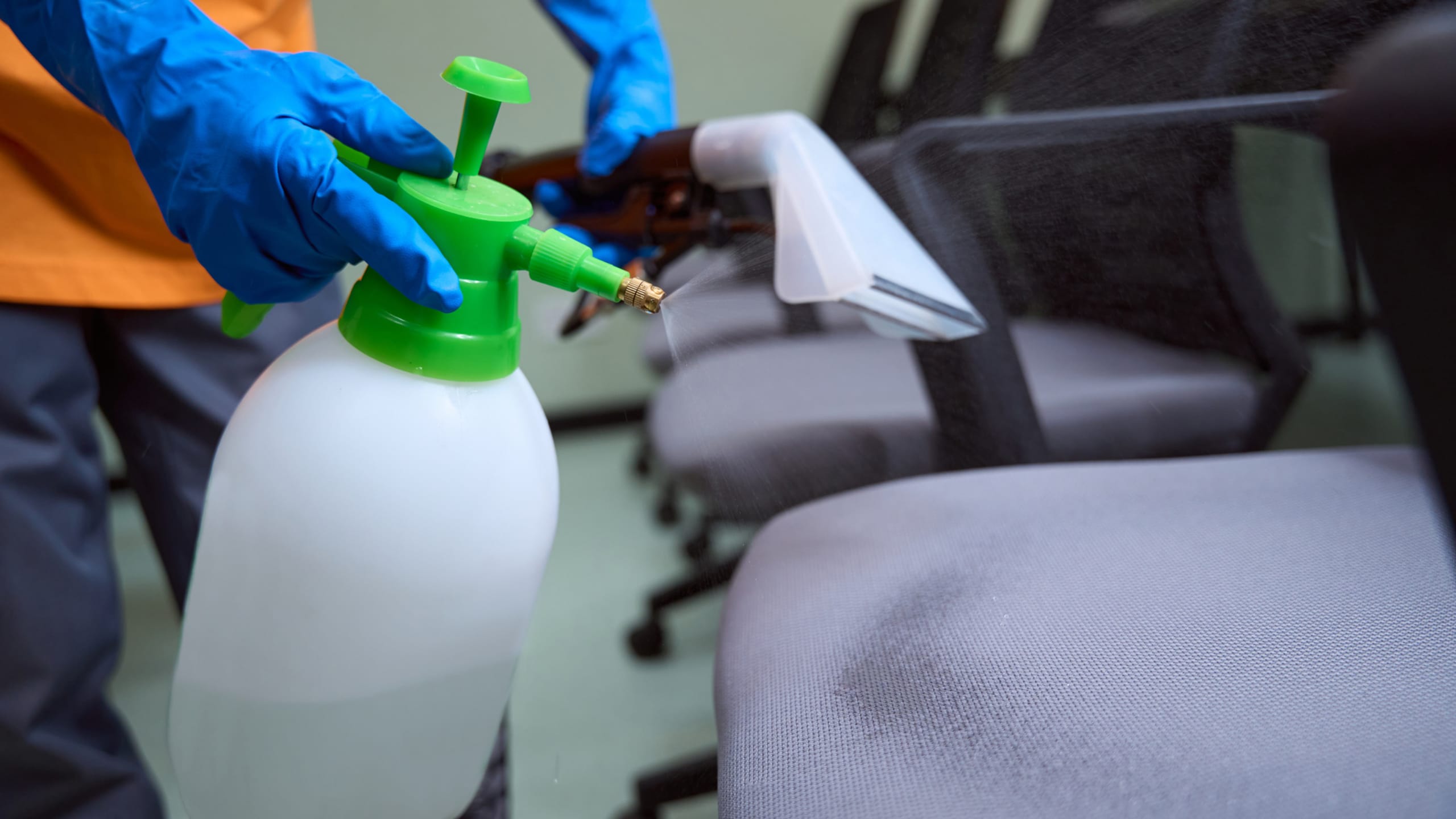 How to Create a Healthier Environment with Commercial Cleaners 