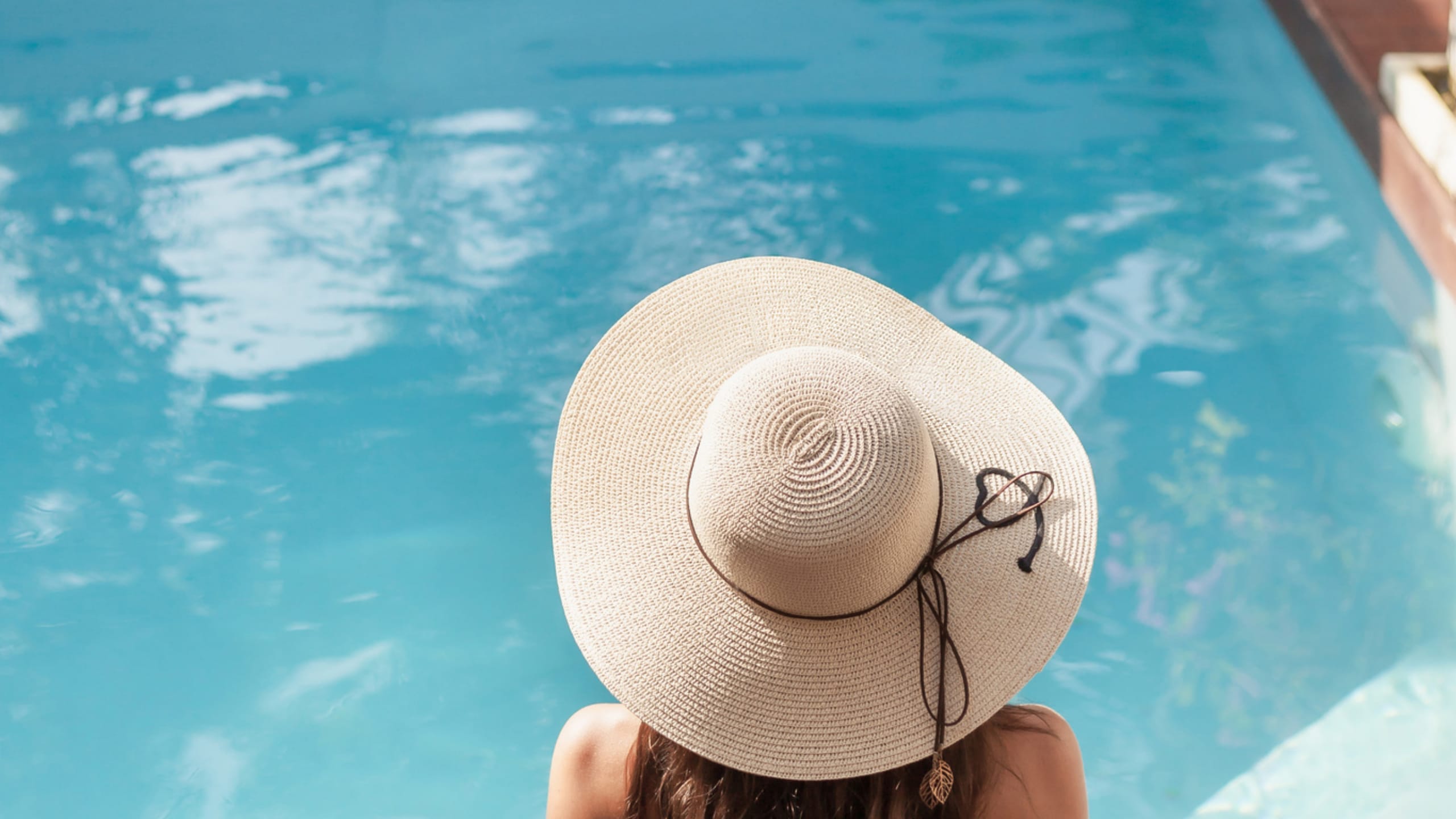 What is Needed to Create a Beautiful Pool Oasis in the Sunshine Coast
