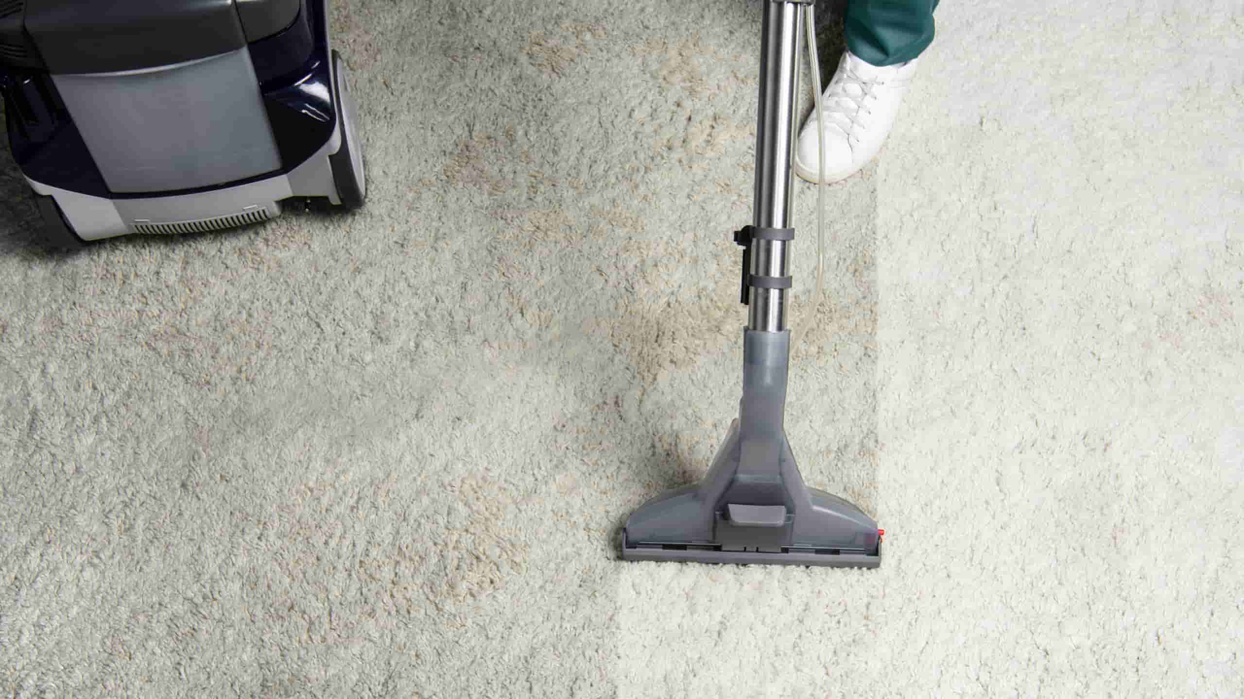 DIY carpet cleaning tips and tricks using household ingredients 